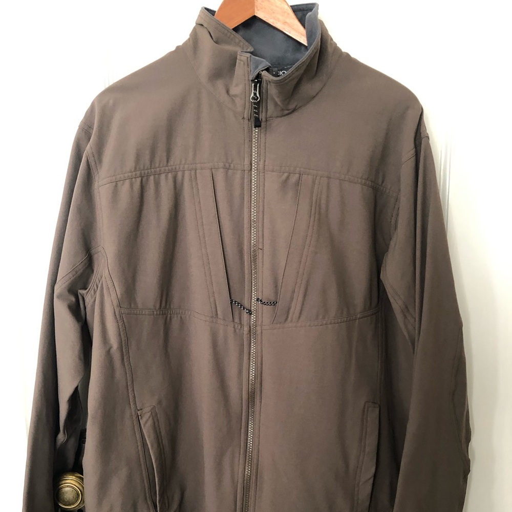 EXOFFICIO Men’s Travel Water Repellent/Wind Proof  with Multi Pockets